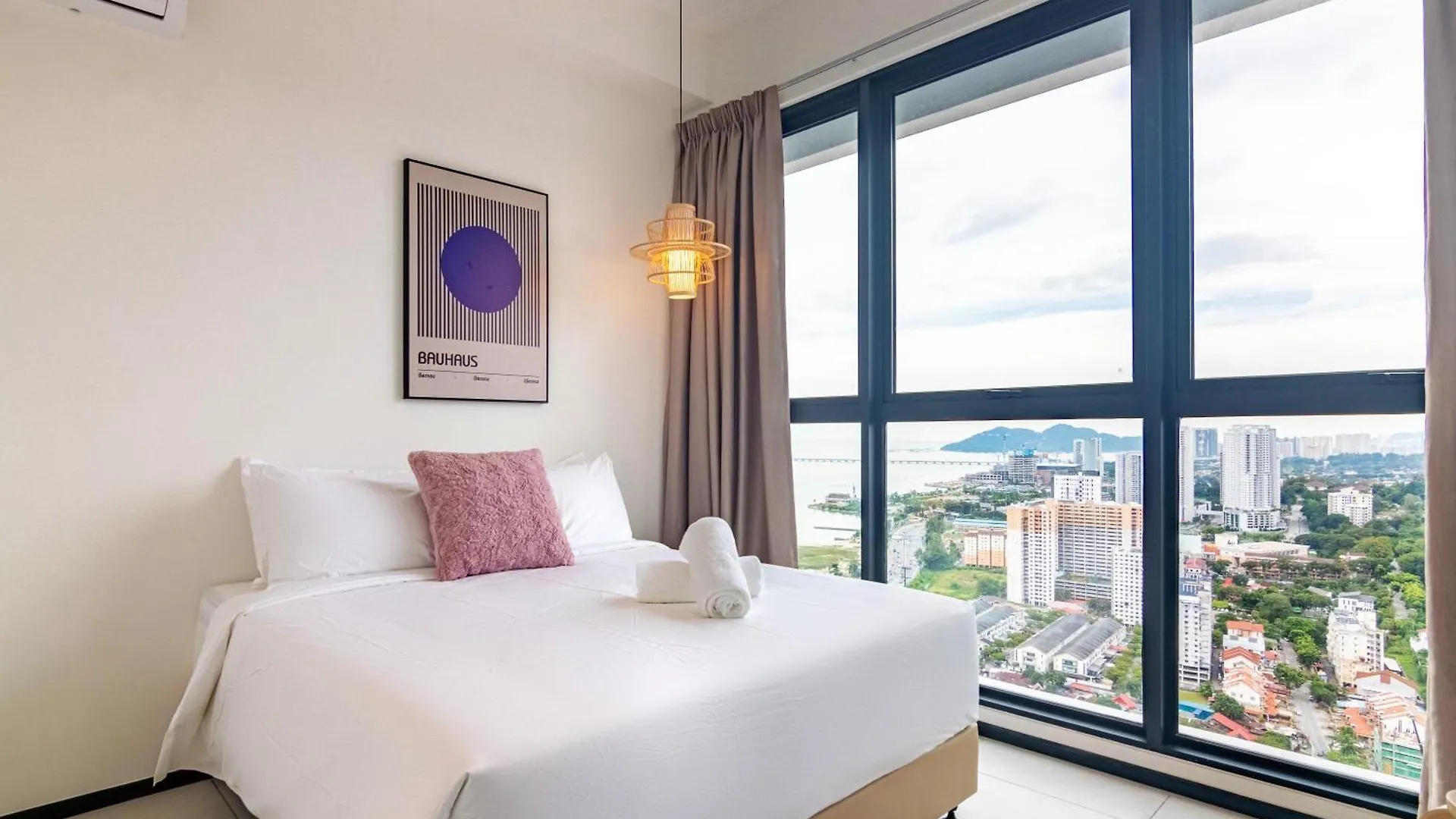 Urban Suites, Classic Collection By Stellar Alv Jelutong